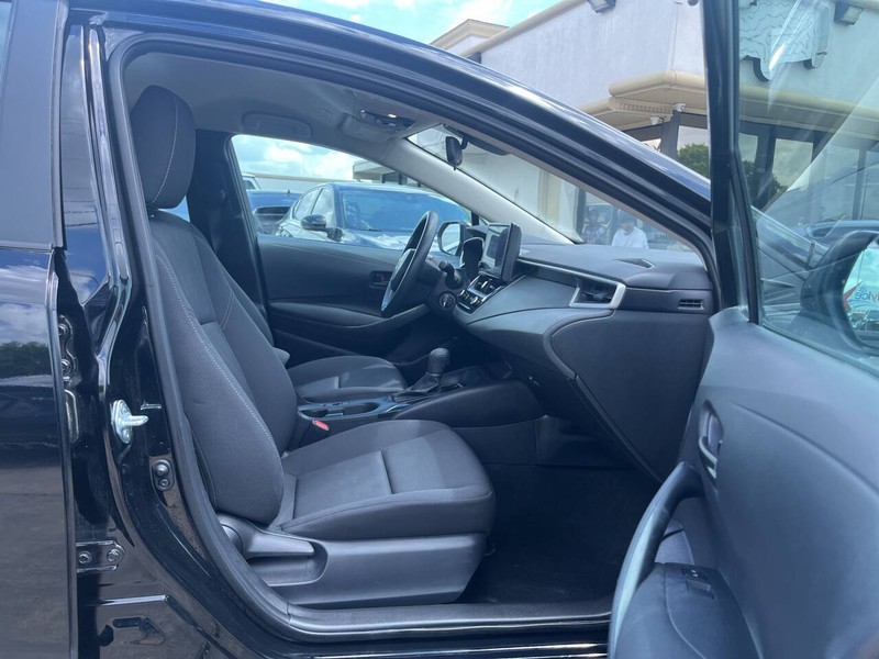 Toyota Corolla Vehicle Image 10