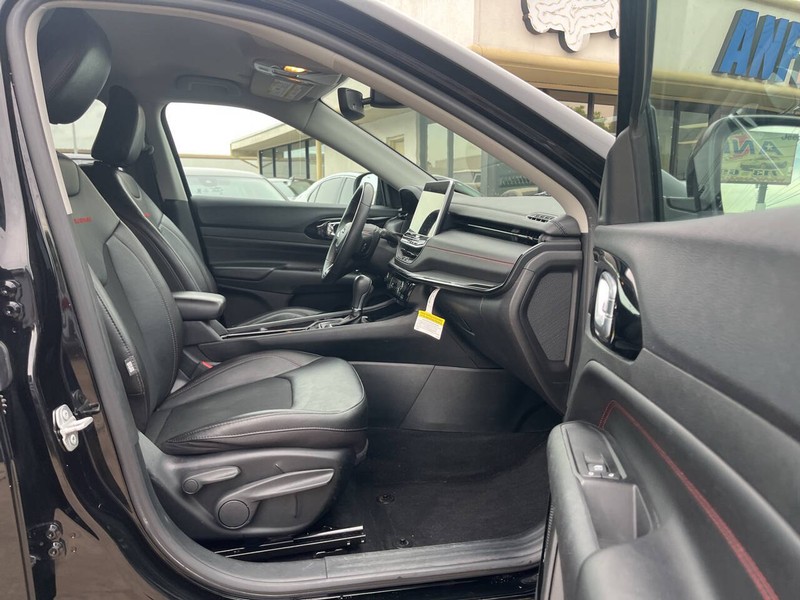 Jeep Compass Vehicle Image 11