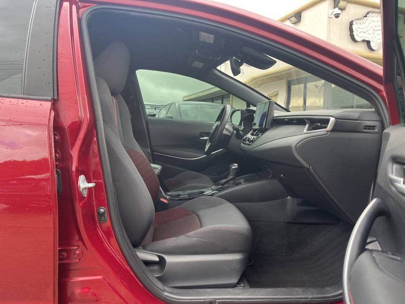 Toyota Corolla Vehicle Image 11