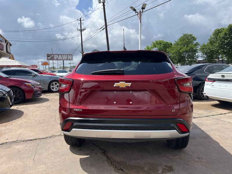 Chevrolet Trax Vehicle Image 03