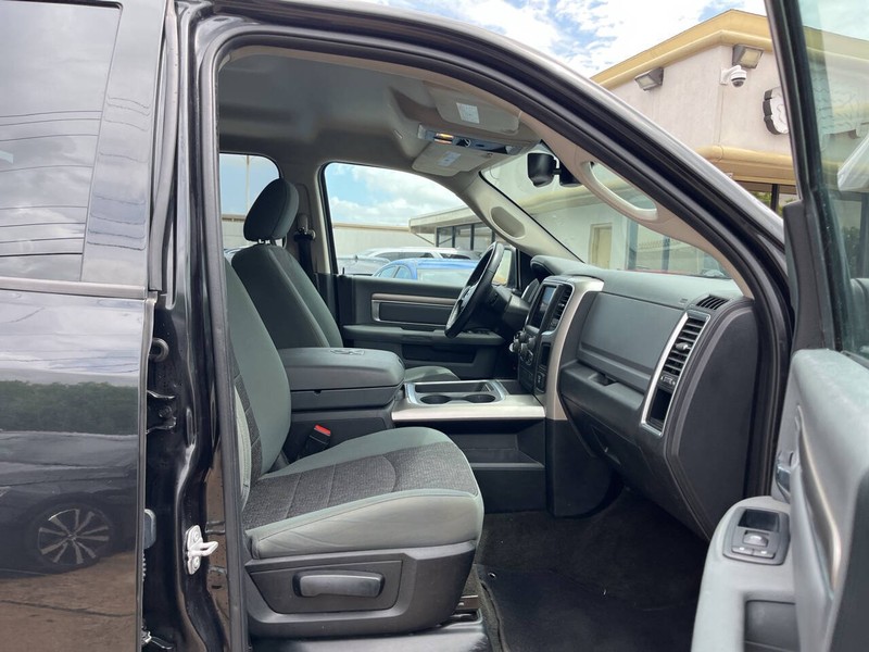 Ram 1500 Vehicle Image 11