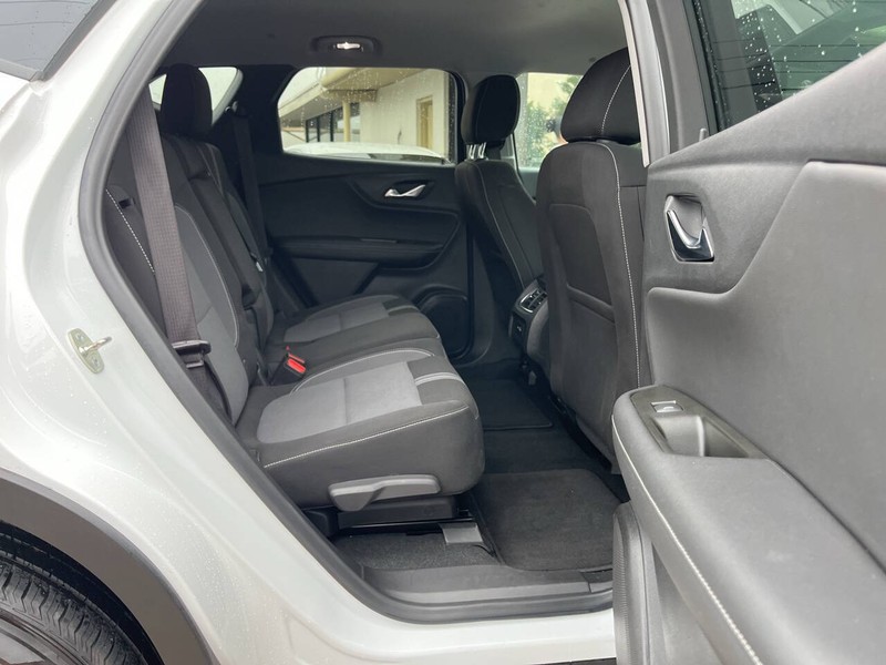 Chevrolet Blazer Vehicle Image 10