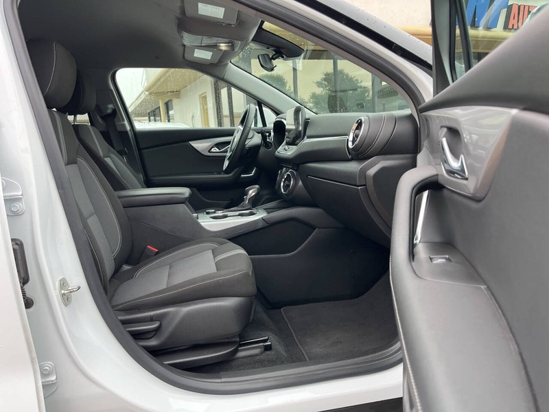 Chevrolet Blazer Vehicle Image 11