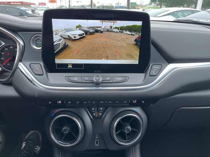 Chevrolet Blazer Vehicle Image 12