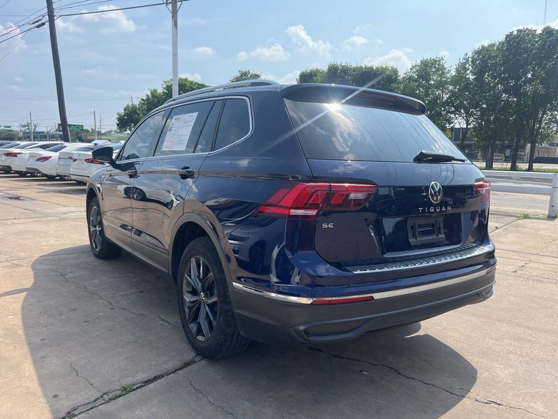 Volkswagen Tiguan Vehicle Image 03