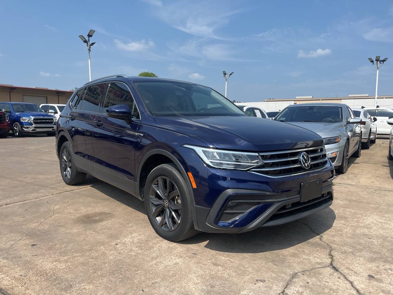 Volkswagen Tiguan Vehicle Image 06
