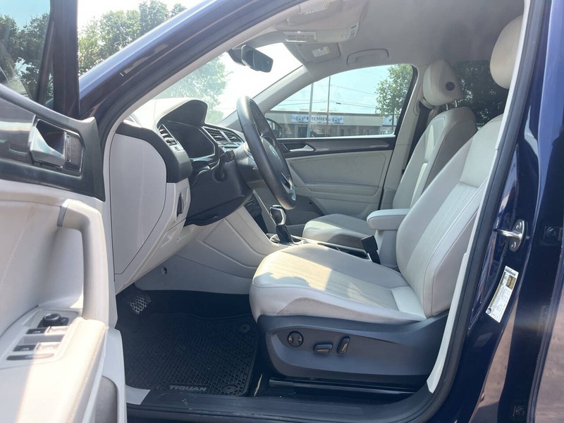 Volkswagen Tiguan Vehicle Image 07