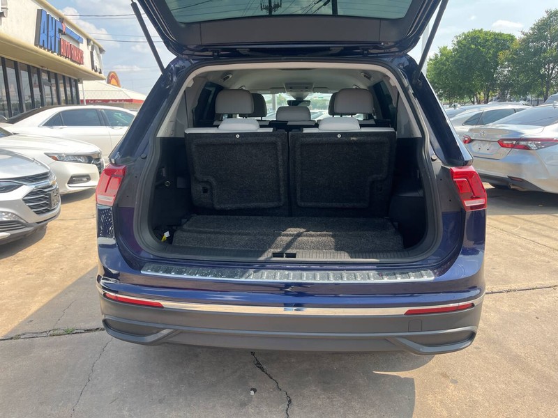 Volkswagen Tiguan Vehicle Image 10