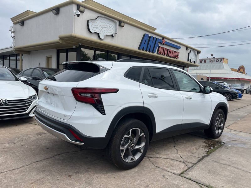 Chevrolet Trax Vehicle Image 05