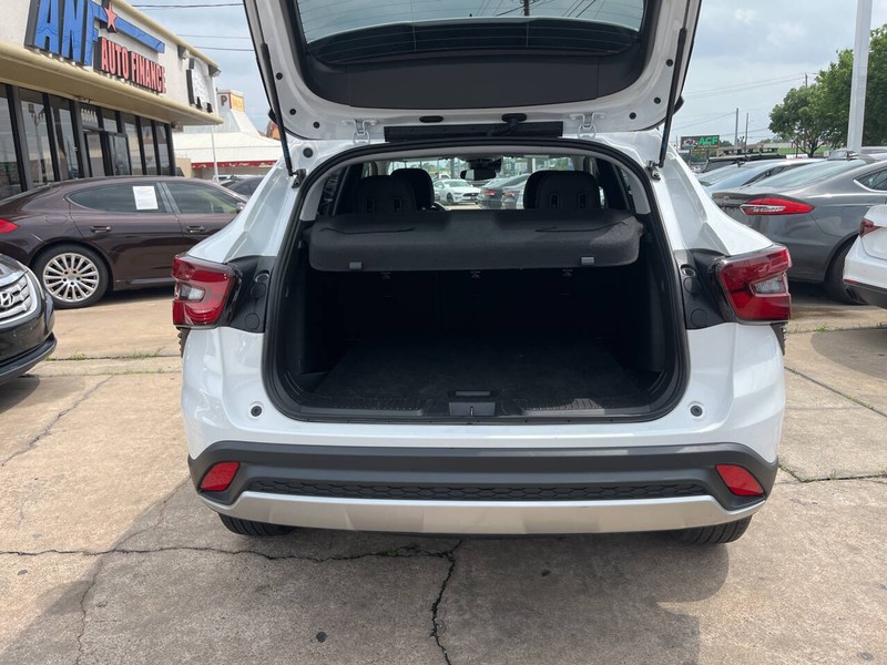 Chevrolet Trax Vehicle Image 09
