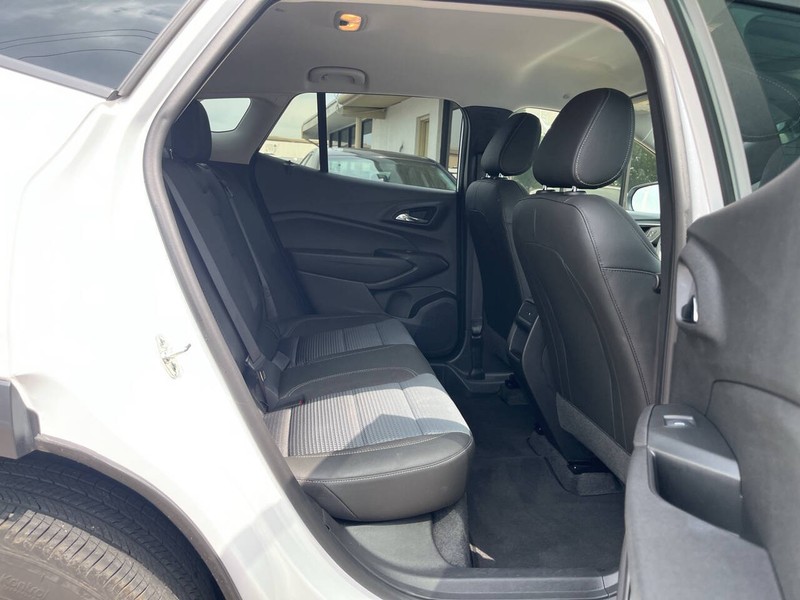 Chevrolet Trax Vehicle Image 10