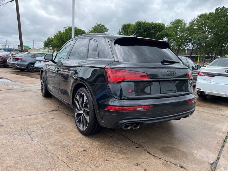 Audi SQ5 Vehicle Image 03