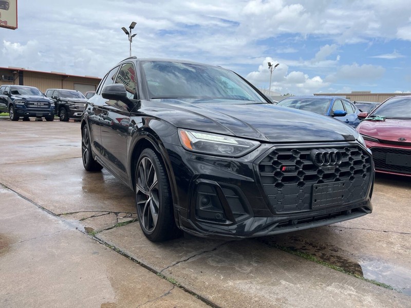 Audi SQ5 Vehicle Image 06