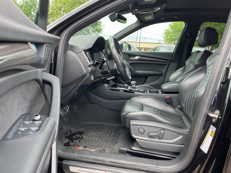 Audi SQ5 Vehicle Image 07