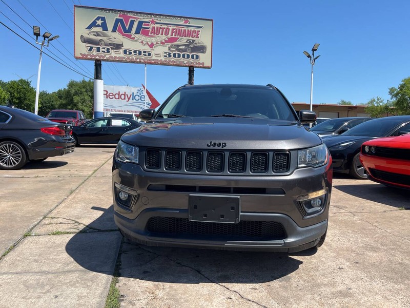 Jeep Compass Vehicle Image 02