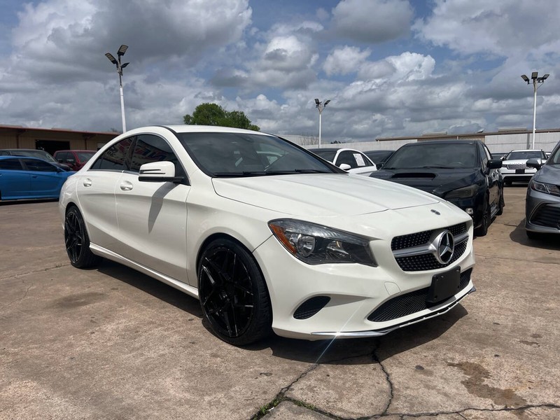 Mercedes-Benz CLA Vehicle Image 06