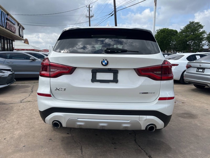 BMW X3 Vehicle Image 04