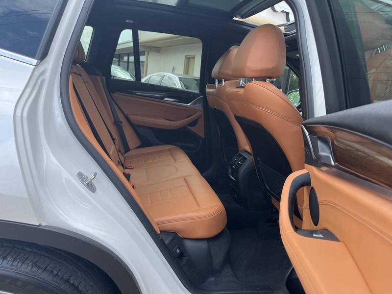 BMW X3 Vehicle Image 10