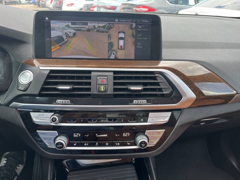 BMW X3 Vehicle Image 12