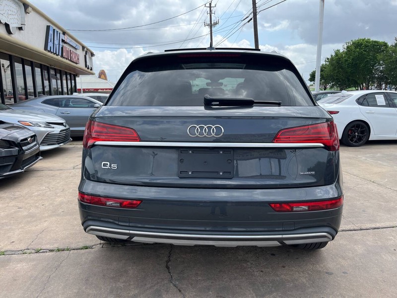 Audi Q5 Vehicle Image 04