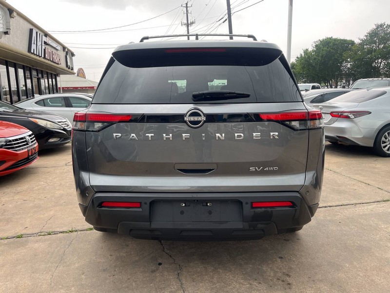 Nissan Pathfinder Vehicle Image 04