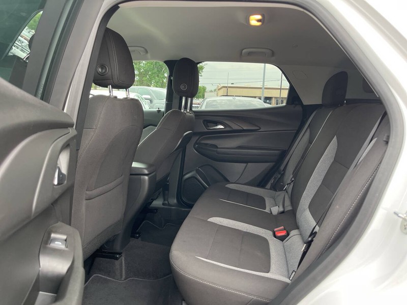 Chevrolet Trailblazer Vehicle Image 08