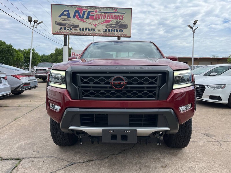 Nissan Frontier Vehicle Image 02