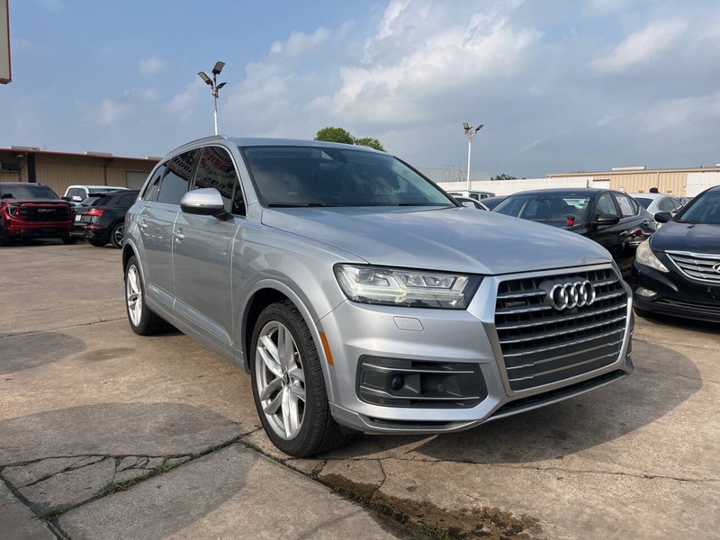 Audi Q7 Vehicle Image 06