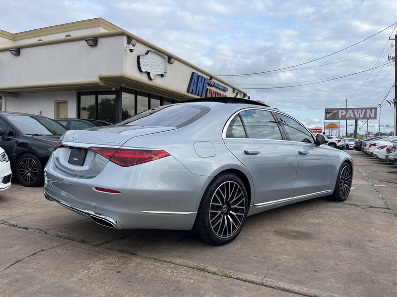 Mercedes-Benz S-Class Vehicle Image 04