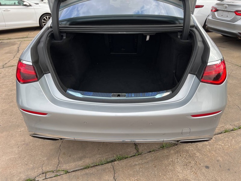 Mercedes-Benz S-Class Vehicle Image 08