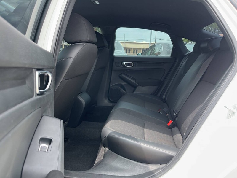 Honda Civic Sedan Vehicle Image 08
