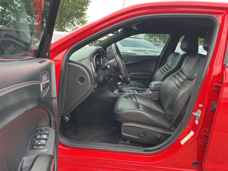 Dodge Charger Vehicle Image 09