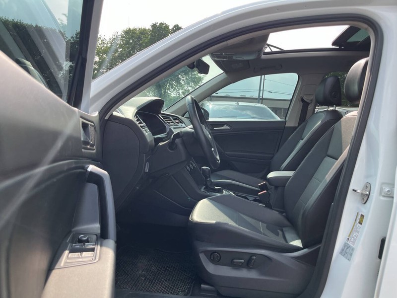 Volkswagen Tiguan Vehicle Image 07