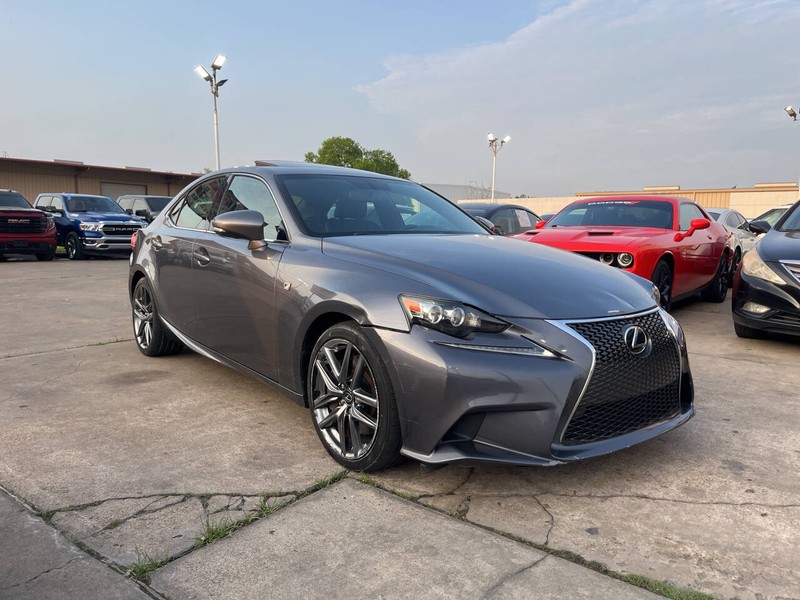 Lexus IS 200t Vehicle Image 06