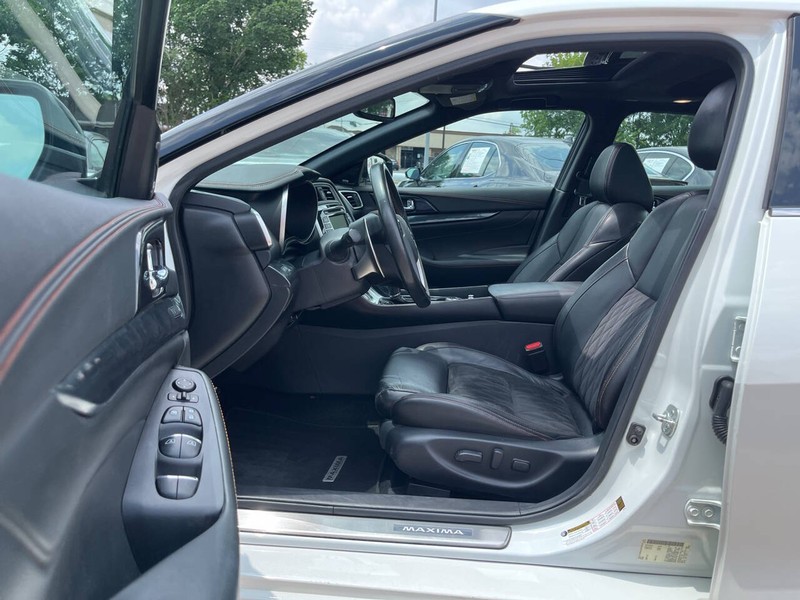 Nissan Maxima Vehicle Image 07