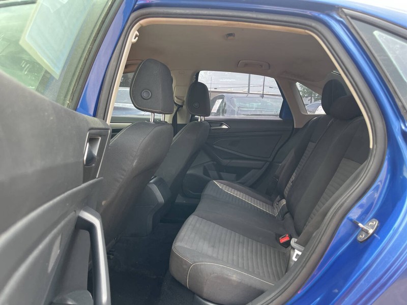 Volkswagen Jetta Vehicle Image 08