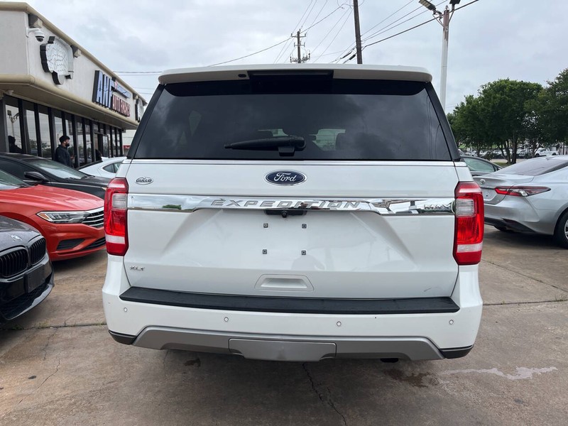 Ford Expedition Max Vehicle Image 04