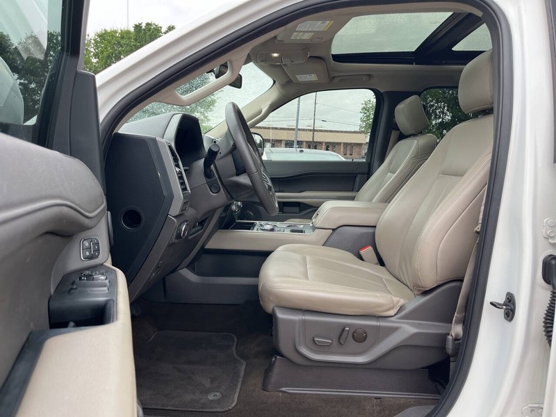 Ford Expedition Max Vehicle Image 07