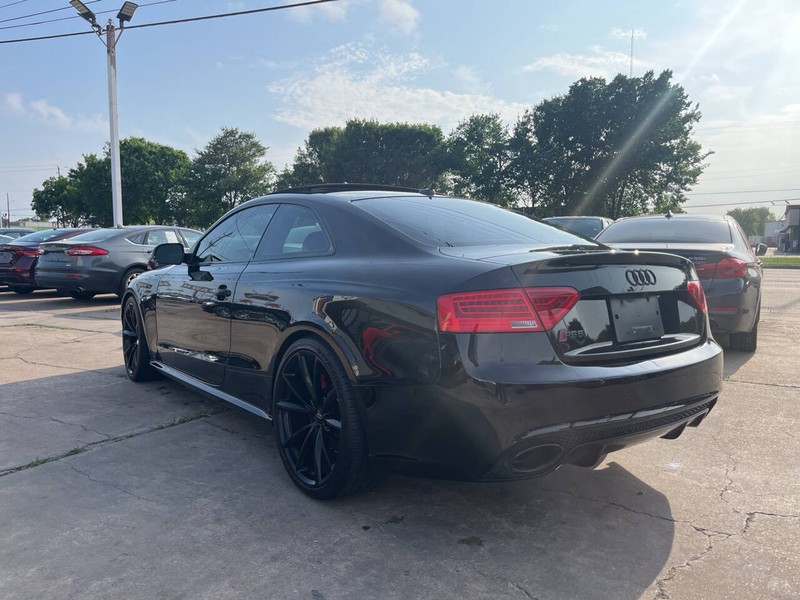 Audi RS 5 Vehicle Image 03