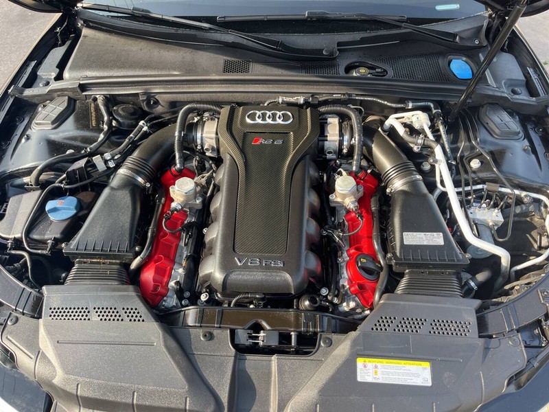 Audi RS 5 Vehicle Image 08