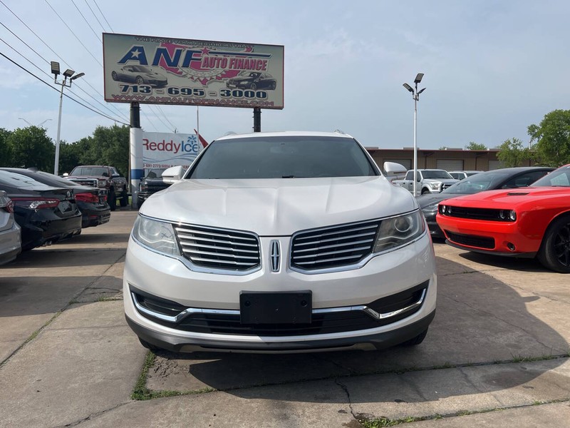Lincoln MKX Vehicle Image 02
