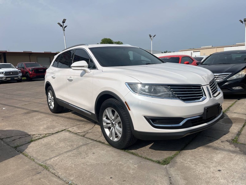 Lincoln MKX Vehicle Image 06
