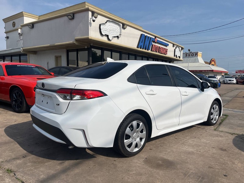 Toyota Corolla Vehicle Image 05