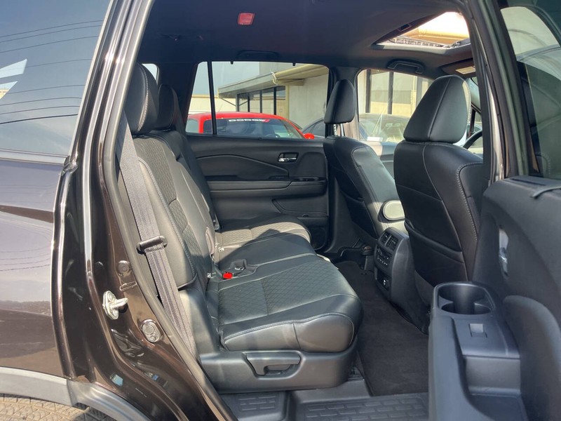 Honda Passport Vehicle Image 10