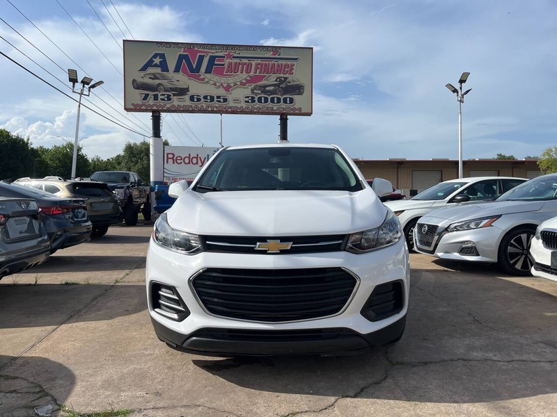 Chevrolet Trax Vehicle Image 02