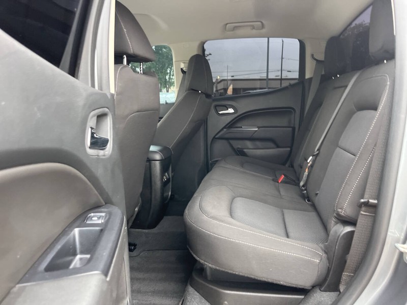 Chevrolet Colorado Vehicle Image 08