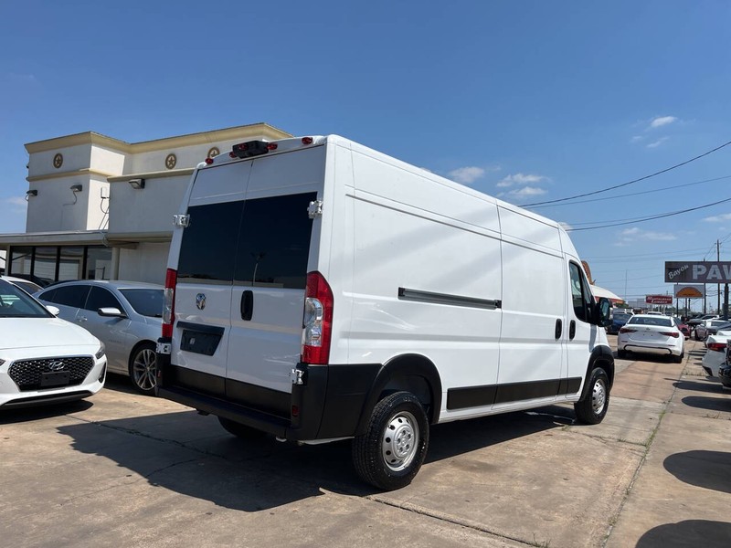 Ram ProMaster Cargo Van Vehicle Image 06
