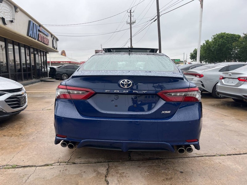 Toyota Camry Vehicle Image 04