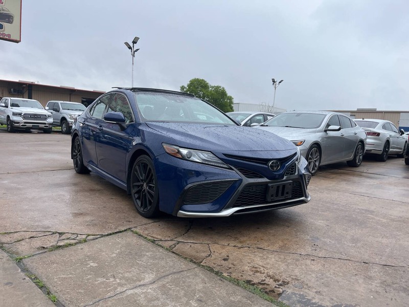 Toyota Camry Vehicle Image 06