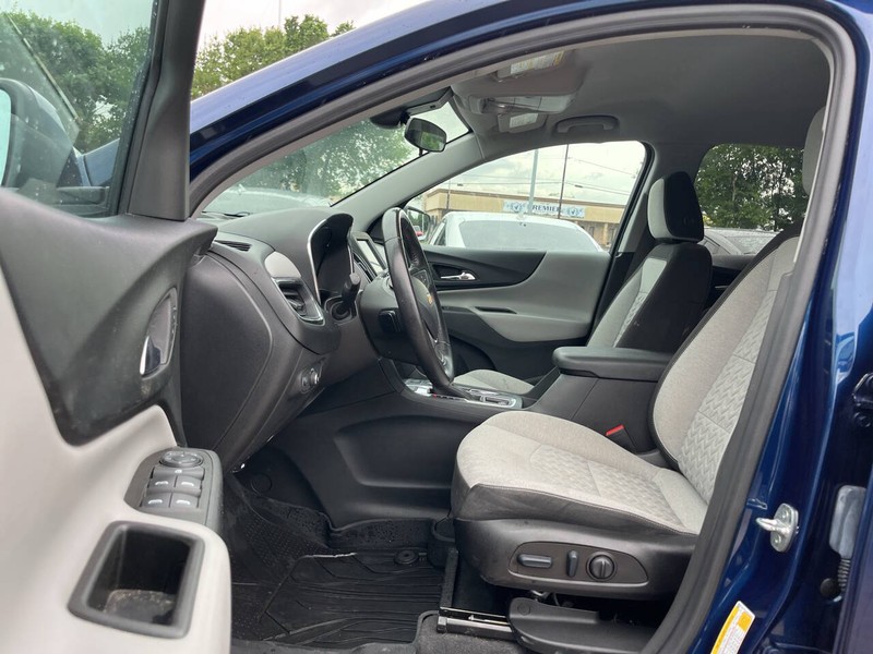 Chevrolet Equinox Vehicle Image 07